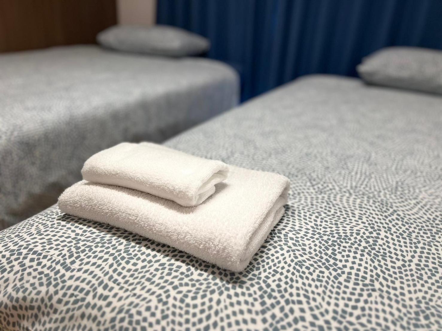 Kurarisu Hakata クラリス博多 Appartement Fukuoka  Buitenkant foto